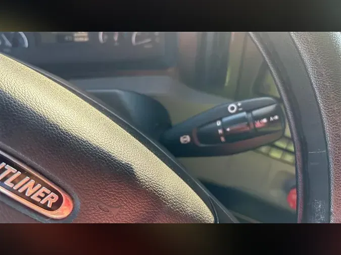 2019 FREIGHTLINER CA116