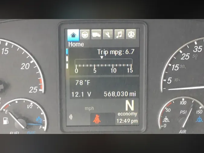 2021 Freightliner Cascadia 126