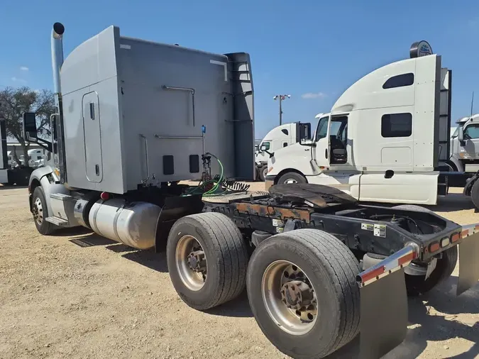 2021 PETERBILT 579