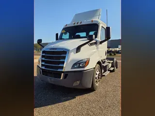 2020 FREIGHTLINER/MERCEDES NEW CASCADIA 116