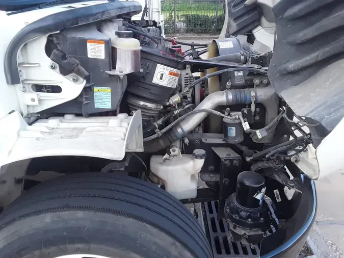 2019 FREIGHTLINER M2 106