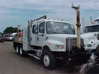 2007 FREIGHTLINER BUSINESS CLASS M2 106
