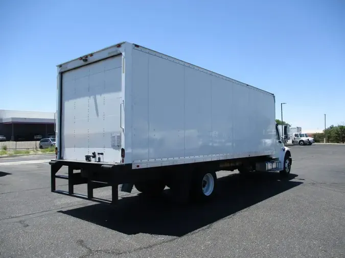 2022 FREIGHTLINER/MERCEDES M2 106
