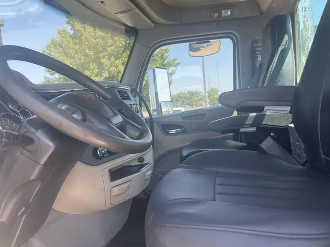 2022 Peterbilt 567