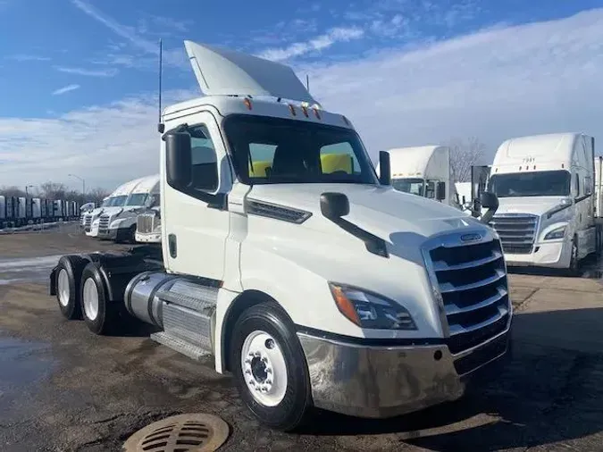 2020 Freightliner Cascadia
