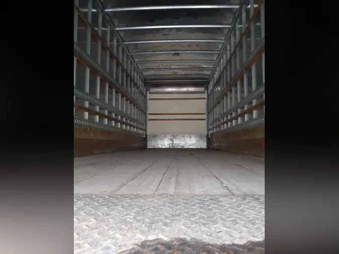 2019 FREIGHTLINER M2 106