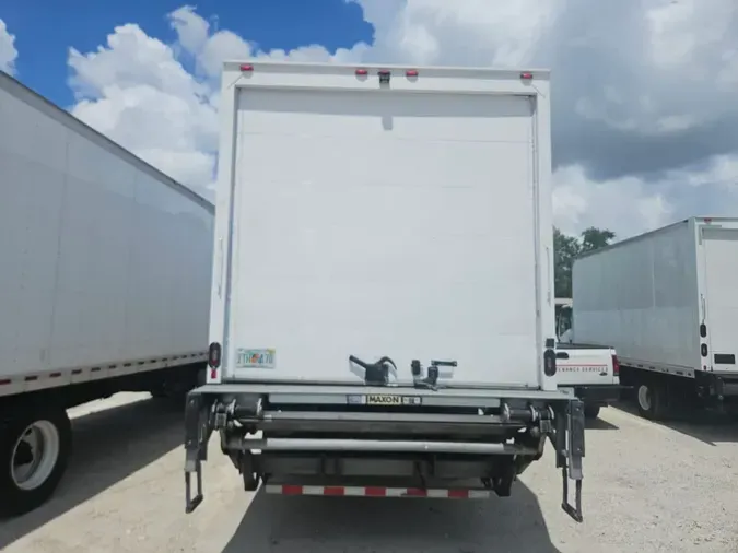 2018 FREIGHTLINER M2 106