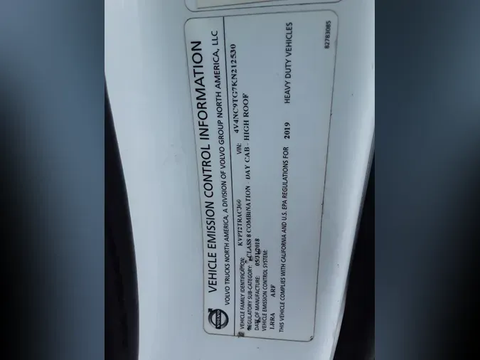 2019 VOLVO VNL64T-300750c6aa712b149ae895fac99784e9a6c