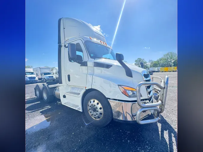 2020 FREIGHTLINER/MERCEDES NEW CASCADIA 116