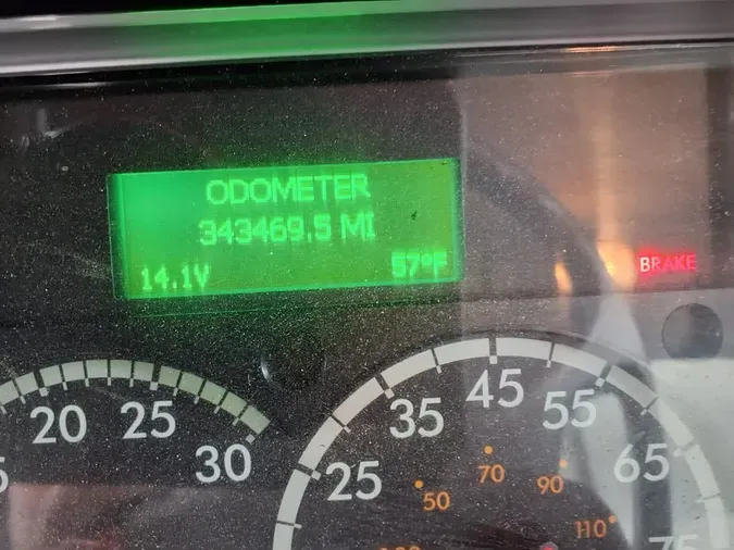 2020 FREIGHTLINER/MERCEDES M2 106