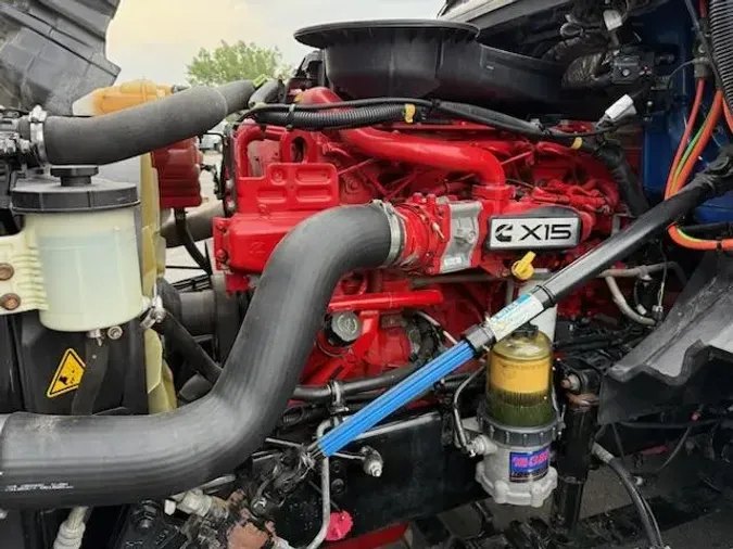 2021 International LT625