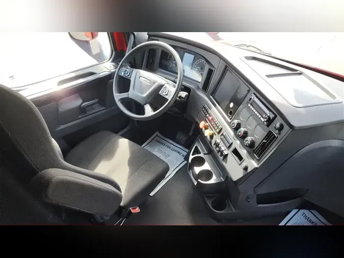 2023 FREIGHTLINER CA126