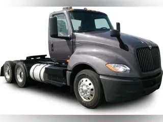 2023 International LT625