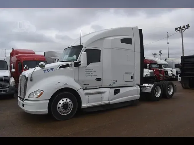 2016 KENWORTH T68075150ace7d4aeac8e56d64a1b41228e7