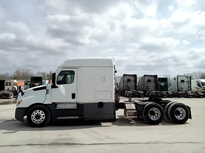 2021 Freightliner Cascadia 1267515977b2f6477f060adf9fbd5d63362