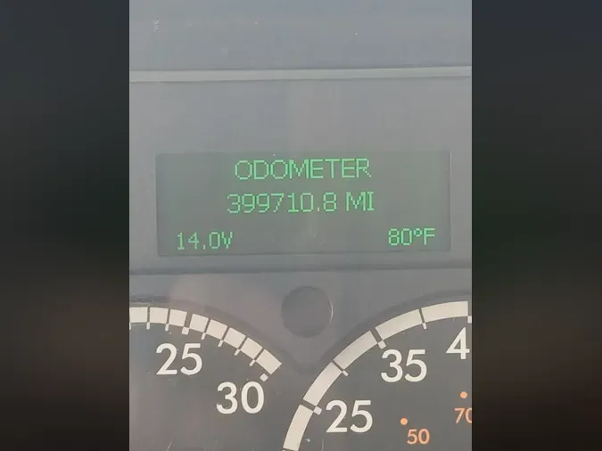 2022 FREIGHTLINER/MERCEDES M2 106