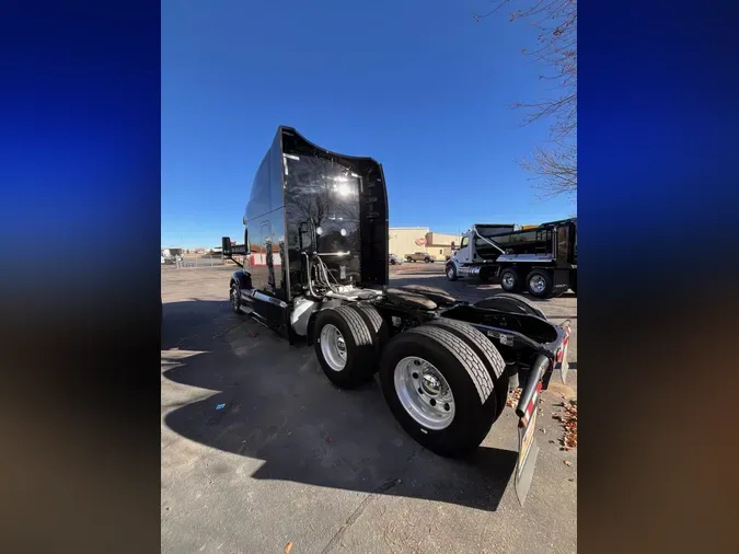 2023 Peterbilt 579751944f1e3194f0bbba708ed406f8205