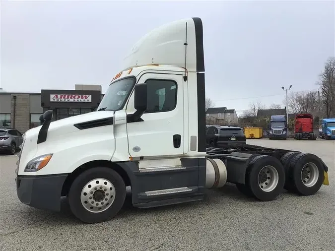 2020 FREIGHTLINER CA126