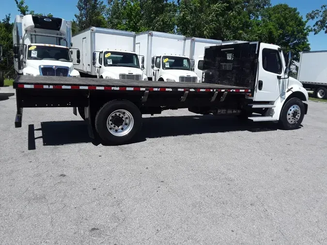 2019 FREIGHTLINER M2 106