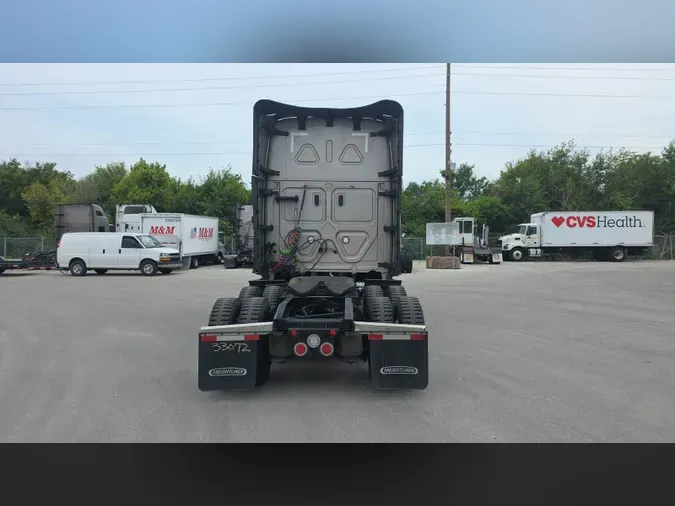 2025 Freightliner Cascadia 126