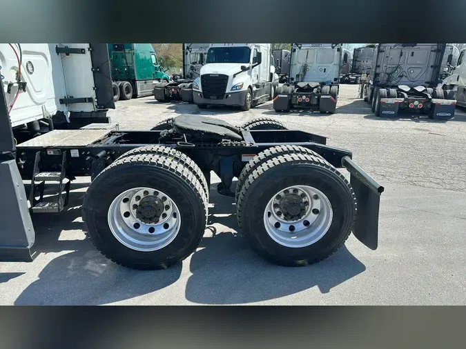2021 Freightliner Cascadia