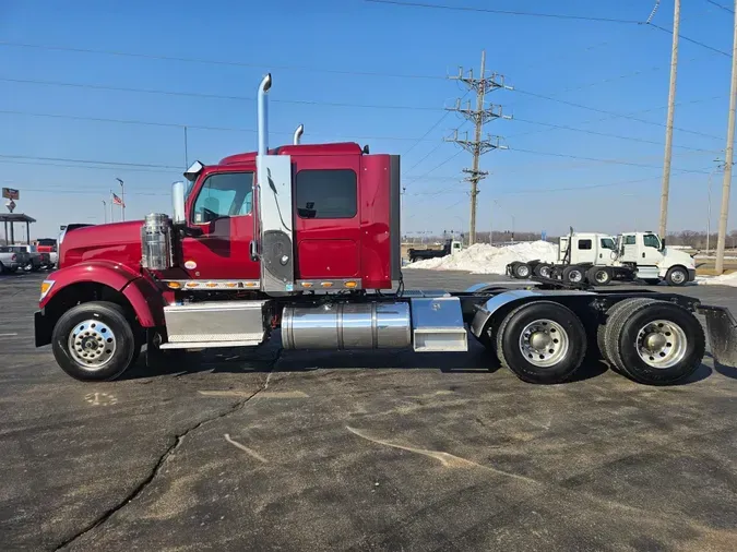 2024 International HX520