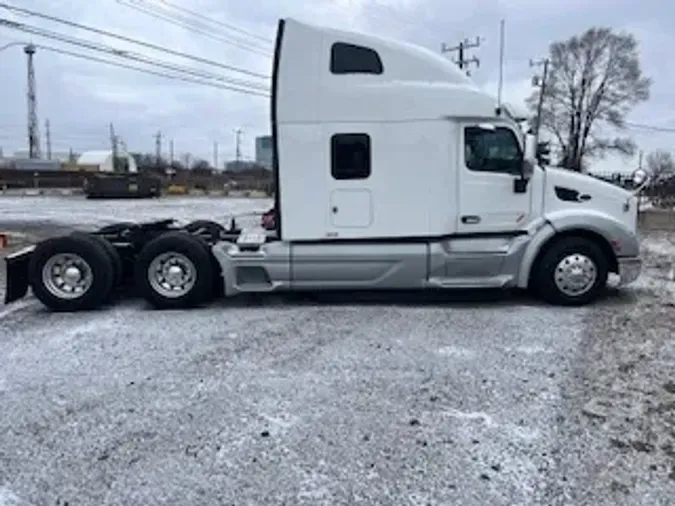 2021 Peterbilt 579