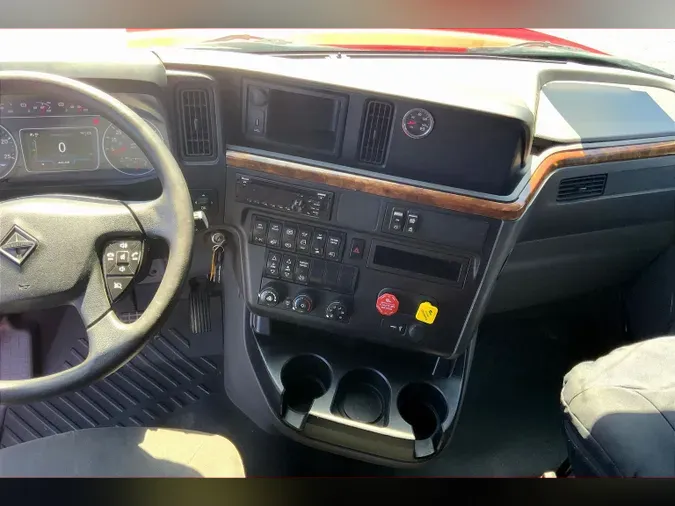 2021 INT LT625 6x4