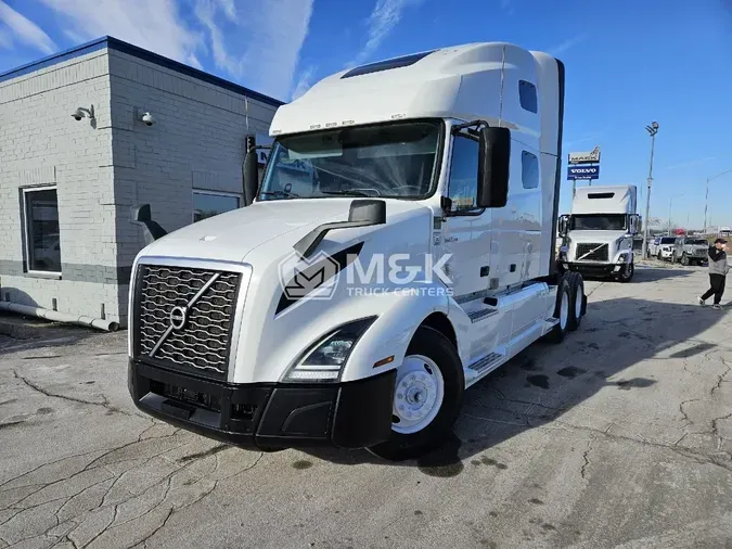 2020 VOLVO VNL64T7607524e6f4446c6a4d607644b1a6e6fd2e