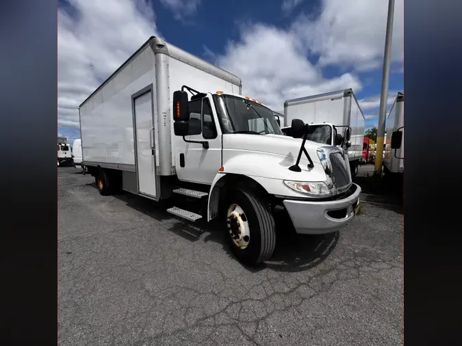 2018 NAVISTAR INTERNATIONAL 4300 LP