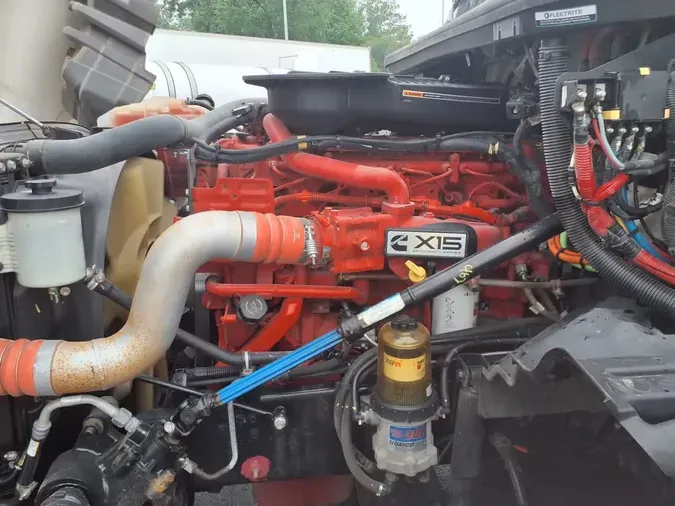 2019 NAVISTAR INTERNATIONAL LT625 SLPR CAB