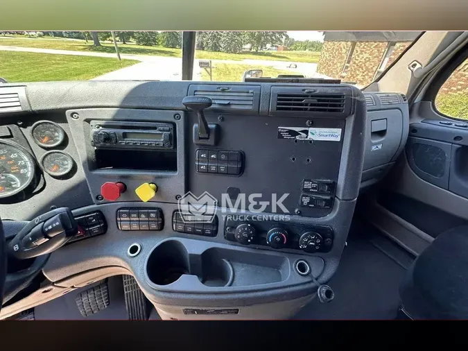 2017 FREIGHTLINER Cascadia 125