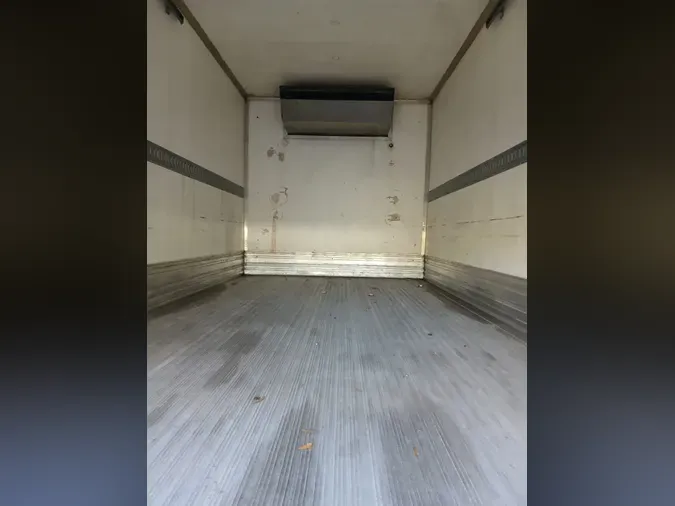 2017 ISUZU NPR75292a7b4dd3bb94ec29c68d1328bde6