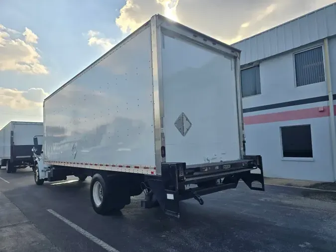 2018 FREIGHTLINER/MERCEDES M2 106