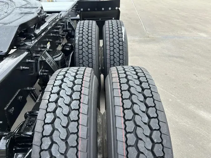 2020 Peterbilt 567