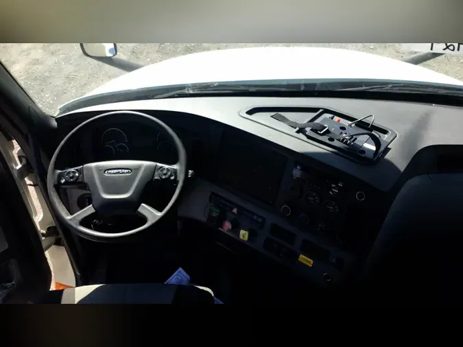 2022 Freightliner Cascadia 126752d74d16b818c735004a8737774908b