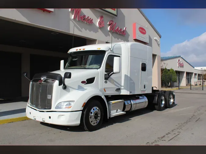 2022 Peterbilt 579