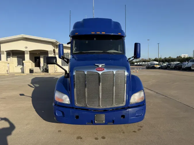 2022 Peterbilt 579