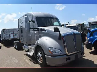 2018 KENWORTH T680