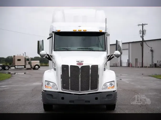 2022 PETERBILT 579