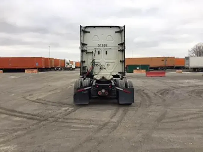 2021 Freightliner Cascadia