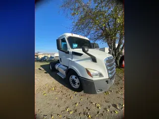 2020 FREIGHTLINER/MERCEDES NEW CASCADIA 116