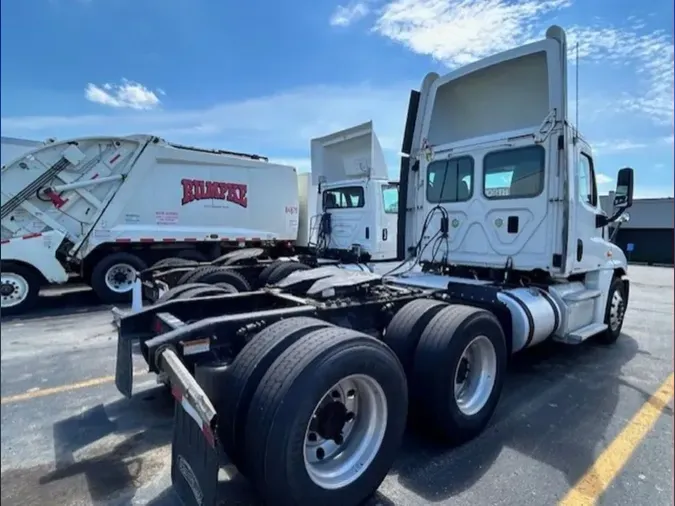 2012 Freightliner Cascadia