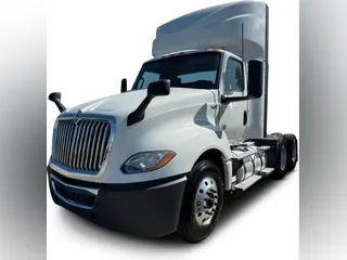 2019 International LT625