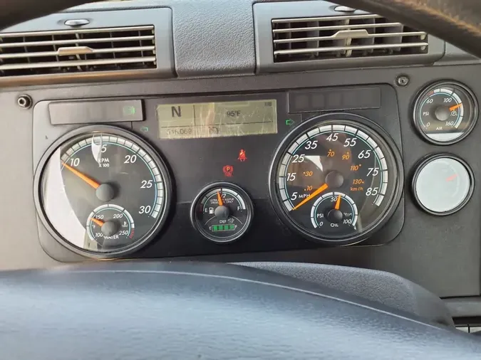 2018 FREIGHTLINER CASCADIA 125
