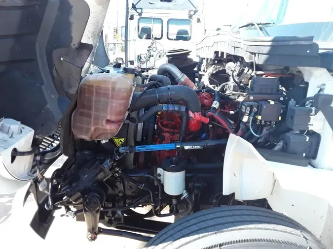 2018 NAVISTAR INTERNATIONAL 4300 LP