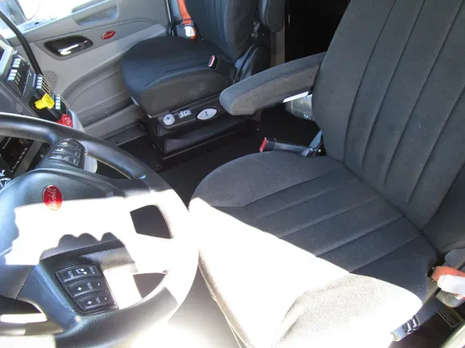 2021 Peterbilt 5797556fffd662ddc84ffeb89ec583660ad