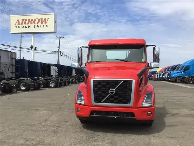 2023 VOLVO VNR300755757f9c48bcf57f082686110ab0822