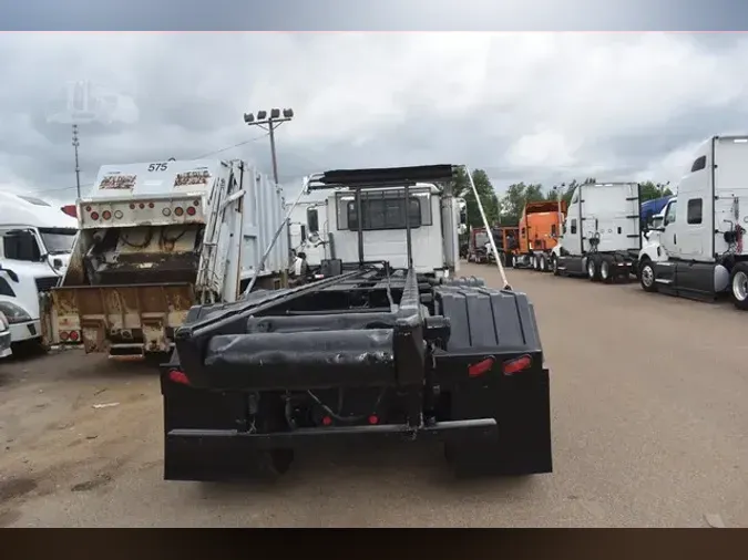 2007 MACK GRANITE CV713