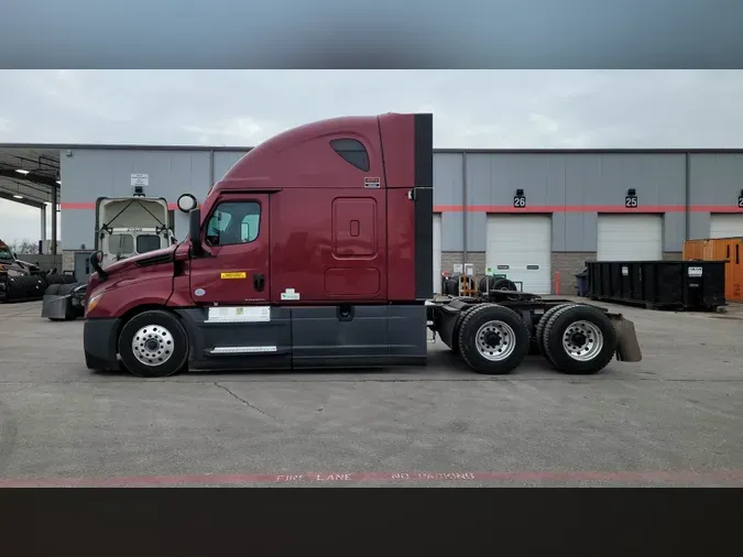 2023 Freightliner Cascadia